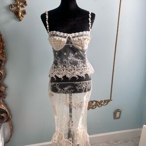 Elegant Lace Sheer Set - Cream
